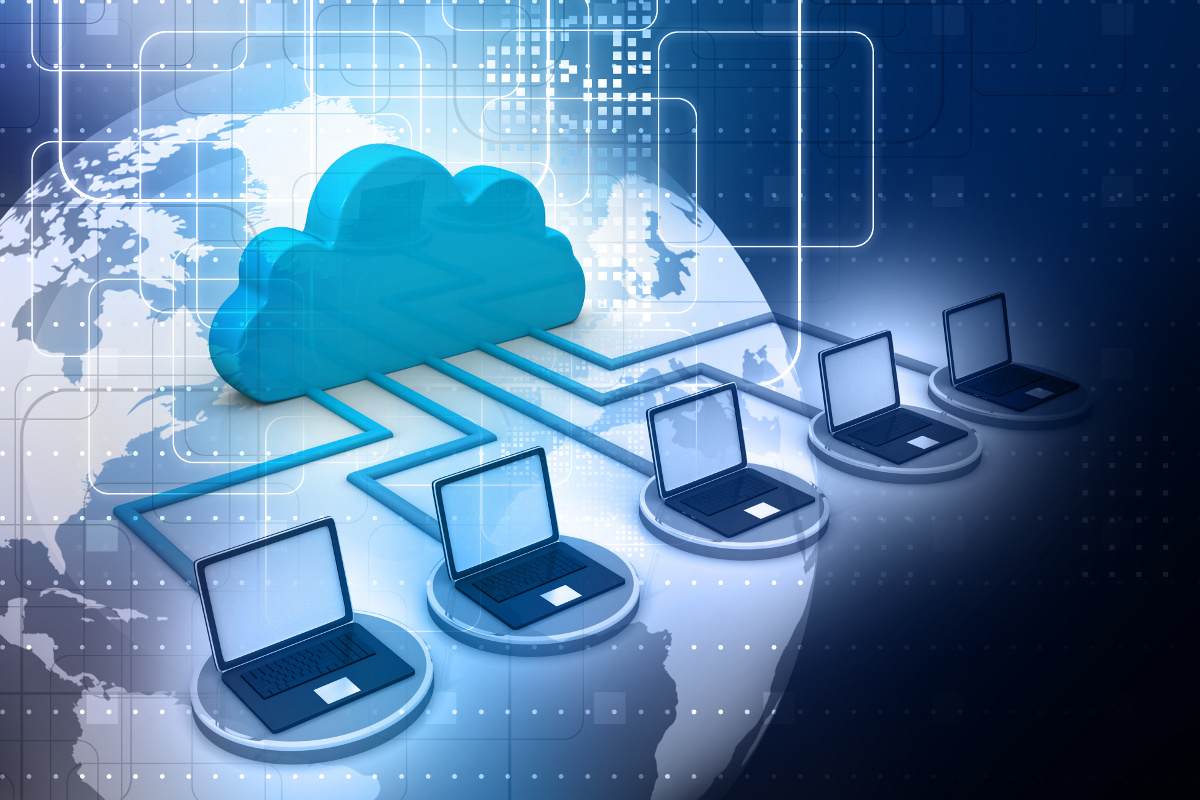 Laptops connected with cloud icon